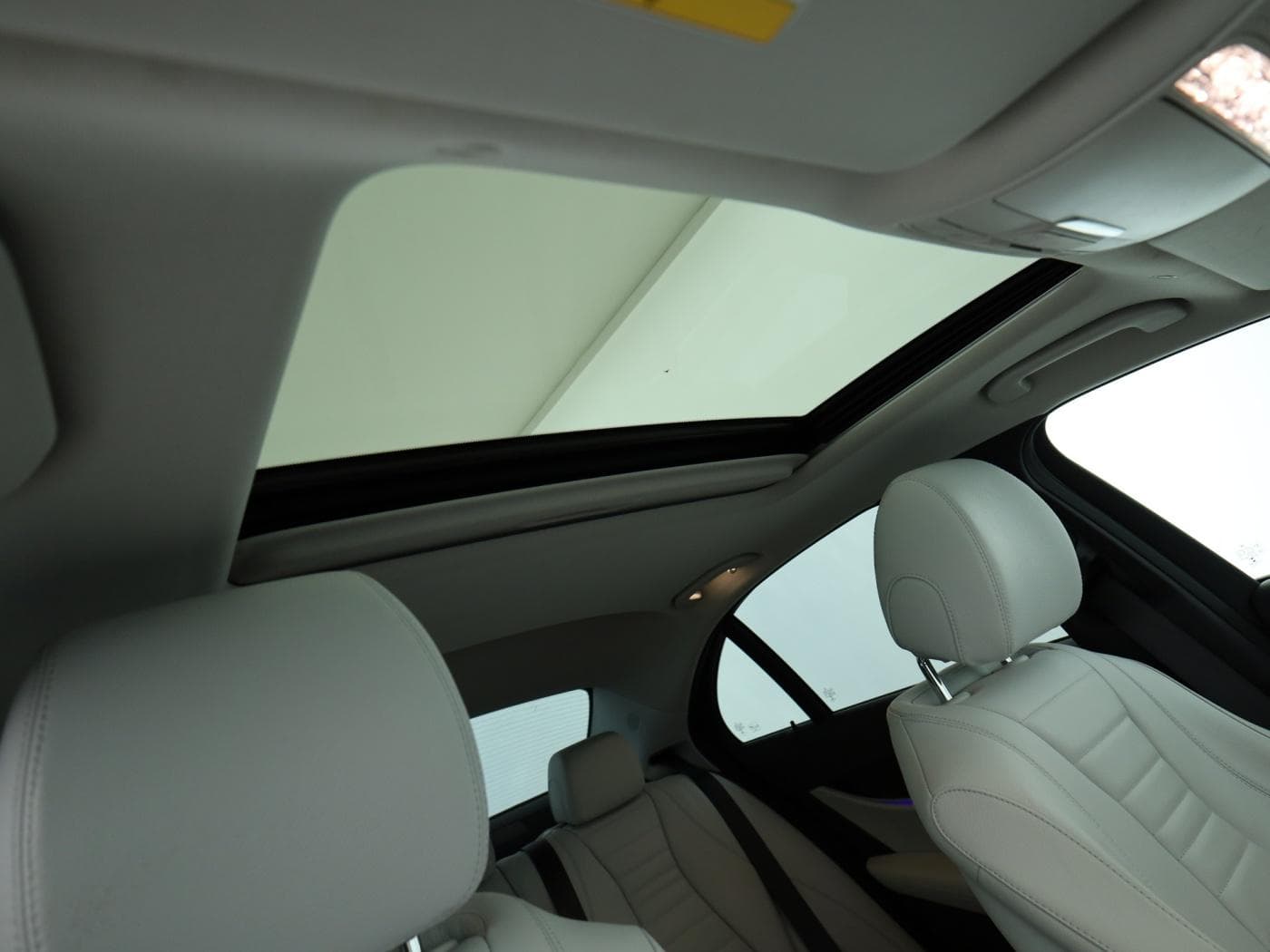 Mercedes-Benz E 450 4M Bild 21