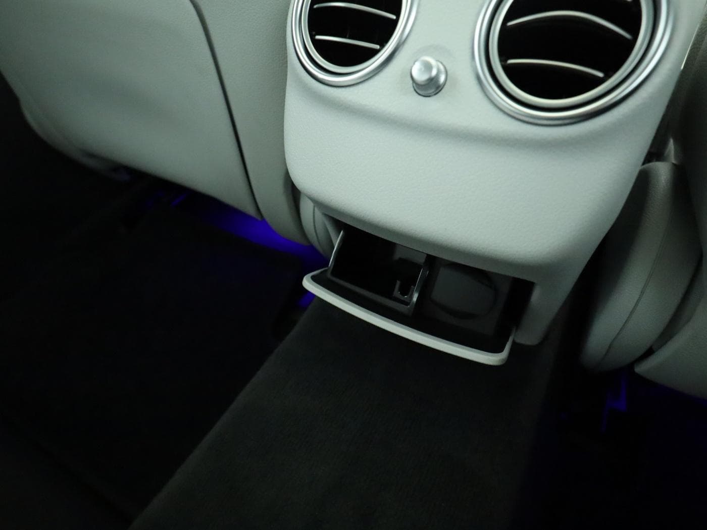 Mercedes-Benz E 450 4M Bild 24