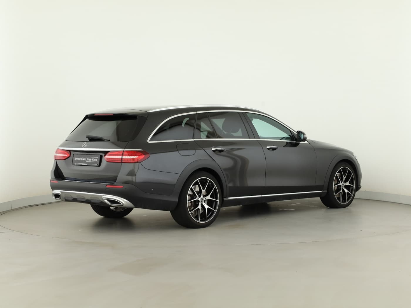 Mercedes-Benz E 450 4M T All-Terrain Bild 6