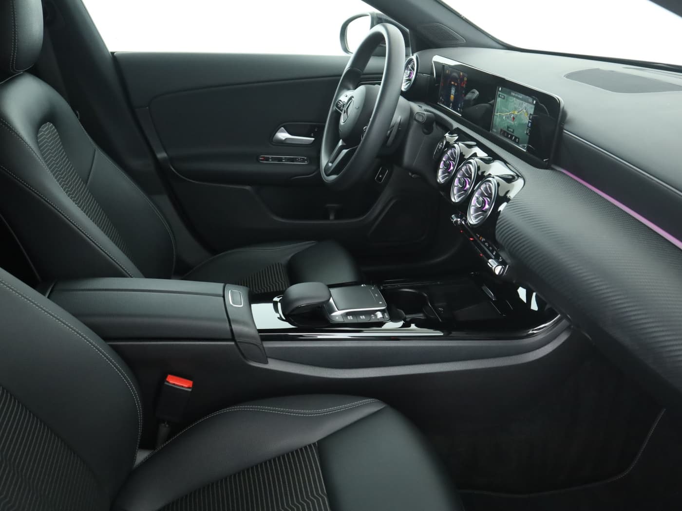 Mercedes-Benz CLA 250 e SB Bild 17