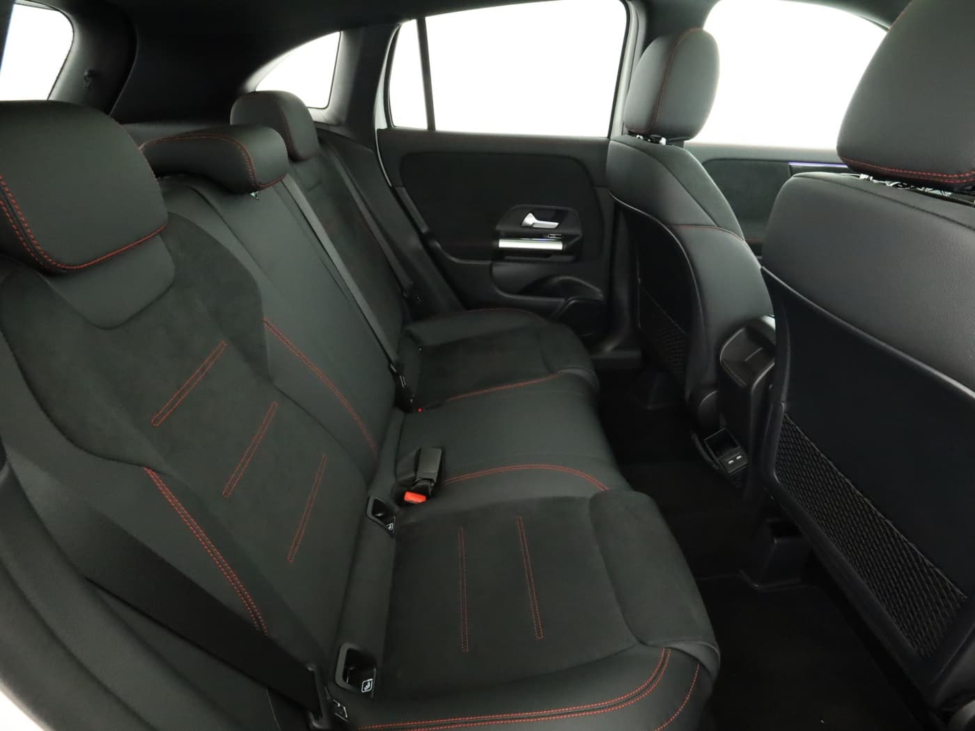 Mercedes-Benz GLA 200 Bild 26