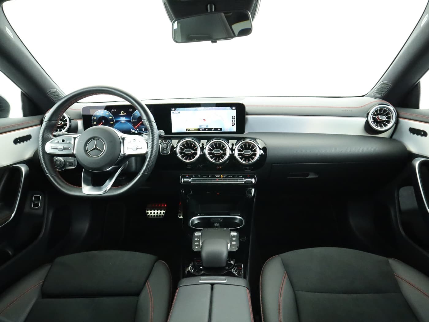 Mercedes-Benz CLA 220 d 4M Bild 19