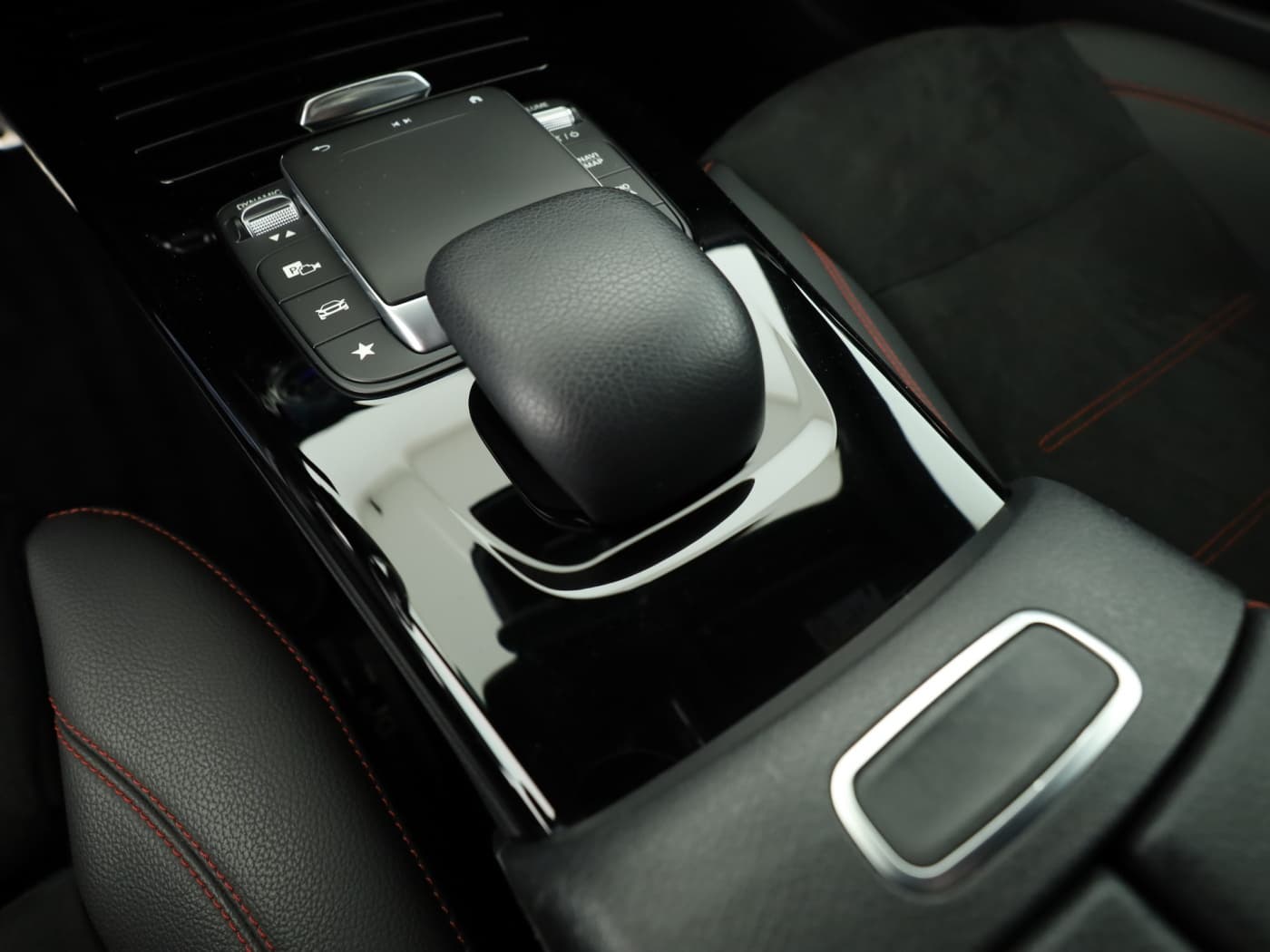 Mercedes-Benz CLA 250 e Bild 15