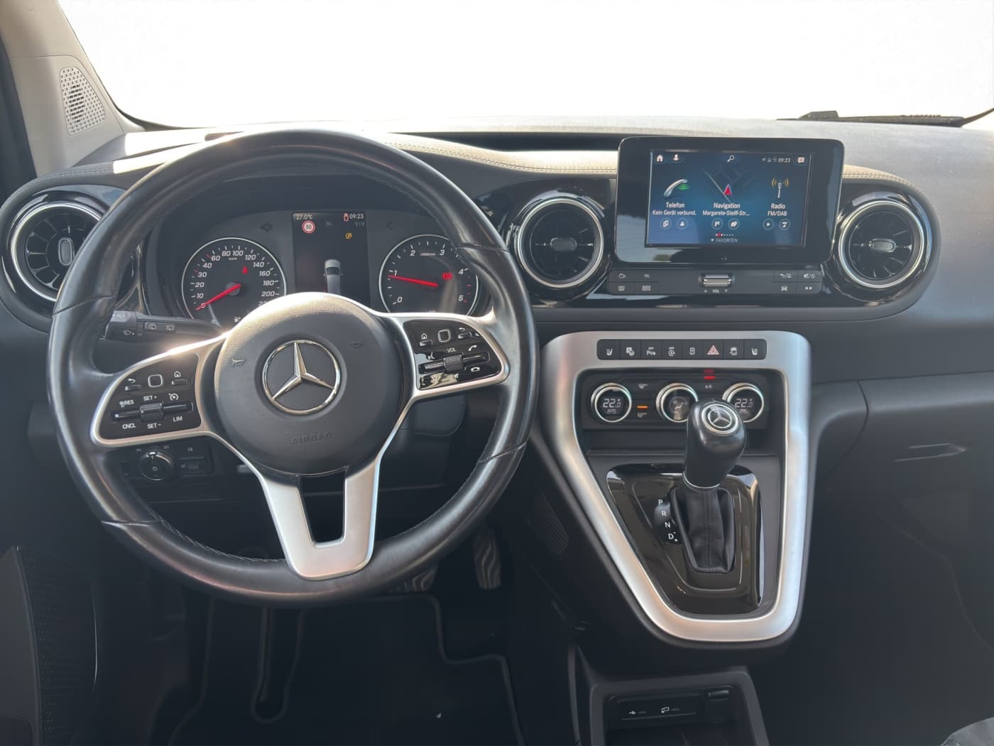 Mercedes-Benz T 180 d PROGRESSIVE Standard Bild 9