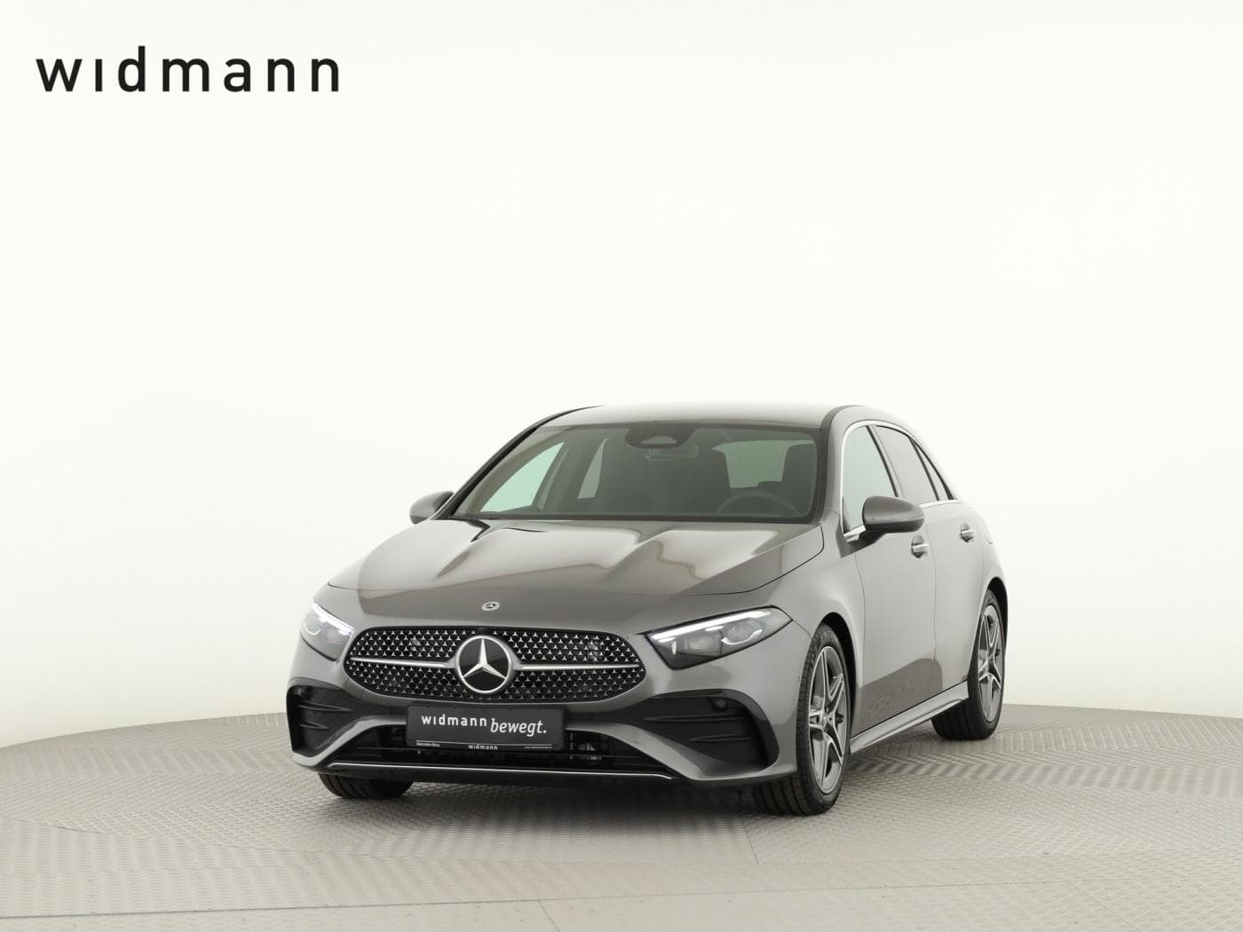 Mercedes-Benz A 200 AMG Line Bild 1