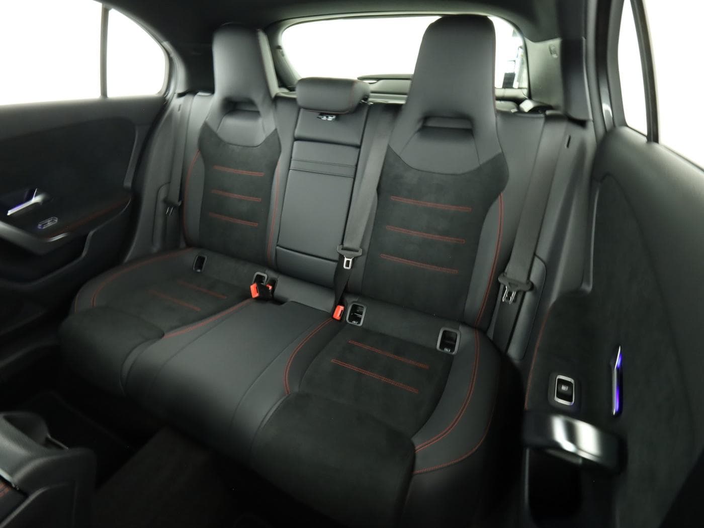 Mercedes-Benz A 200 AMG Line Bild 18