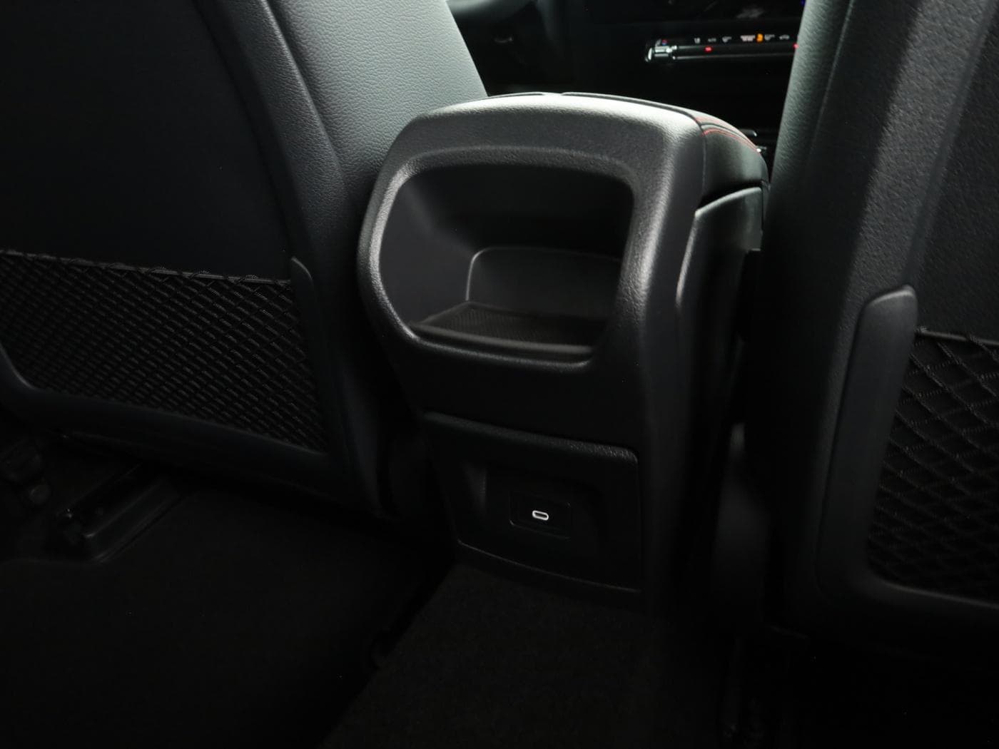Mercedes-Benz A 200 AMG Line Bild 25