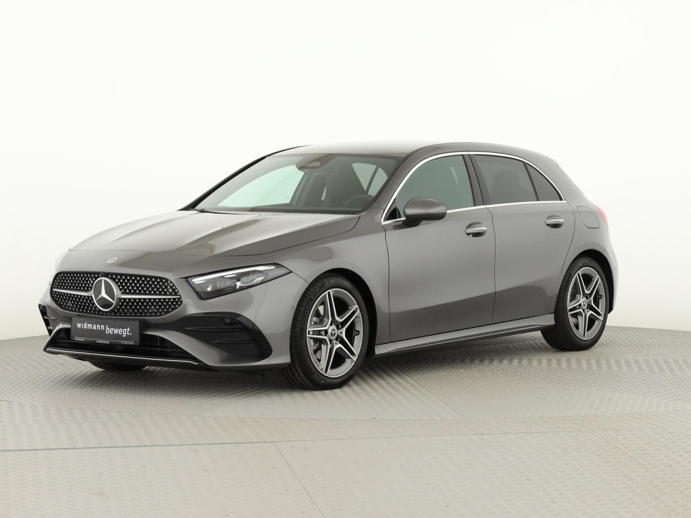 Mercedes-Benz A 200 AMG Line Bild 5
