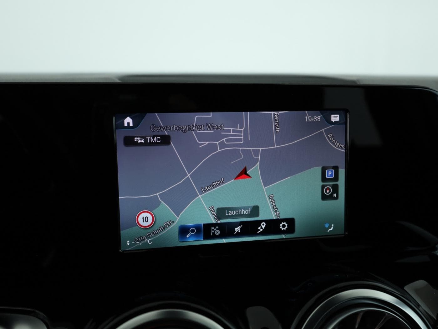 Mercedes-Benz GLB 220 d Bild 13