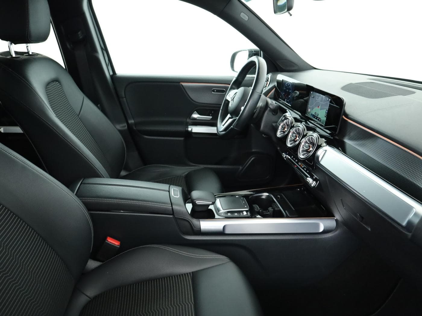 Mercedes-Benz GLB 220 d Bild 17