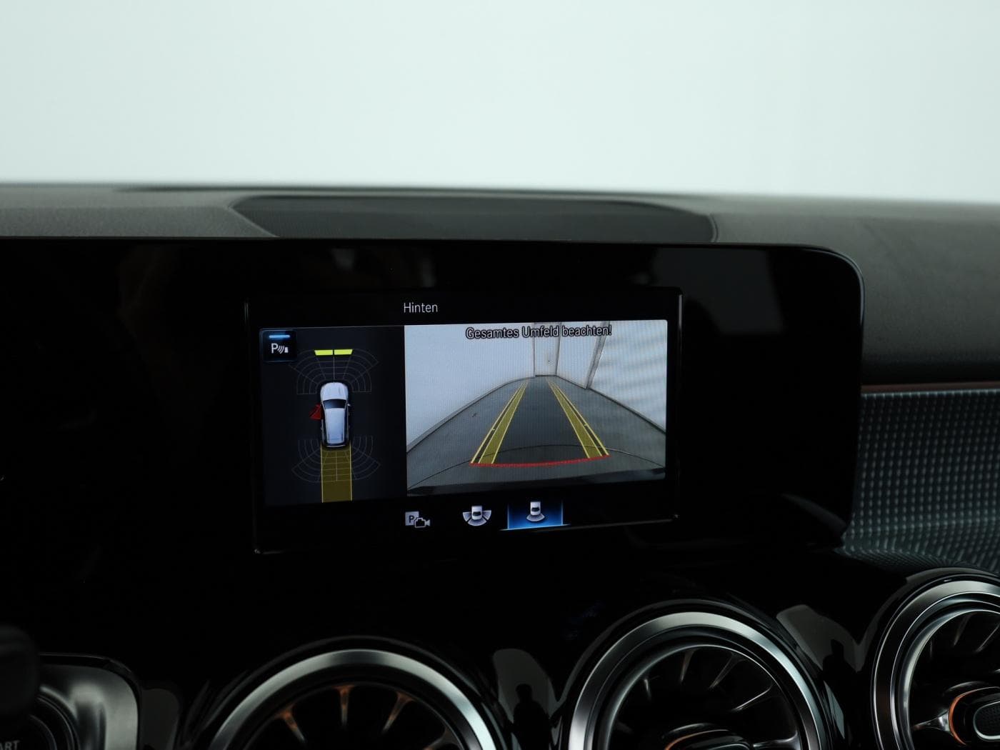 Mercedes-Benz GLB 220 d Bild 26