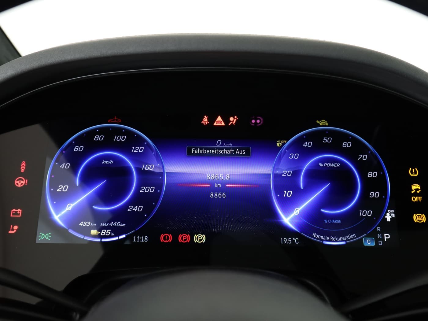 Mercedes-Benz EQE 500 4M Bild 12