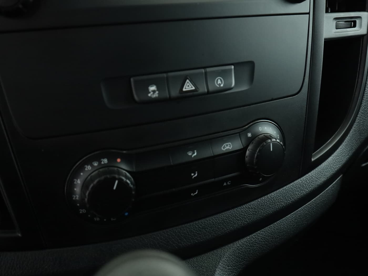 Mercedes-Benz Vito 116 CDI Kasten Extralang Bild 14