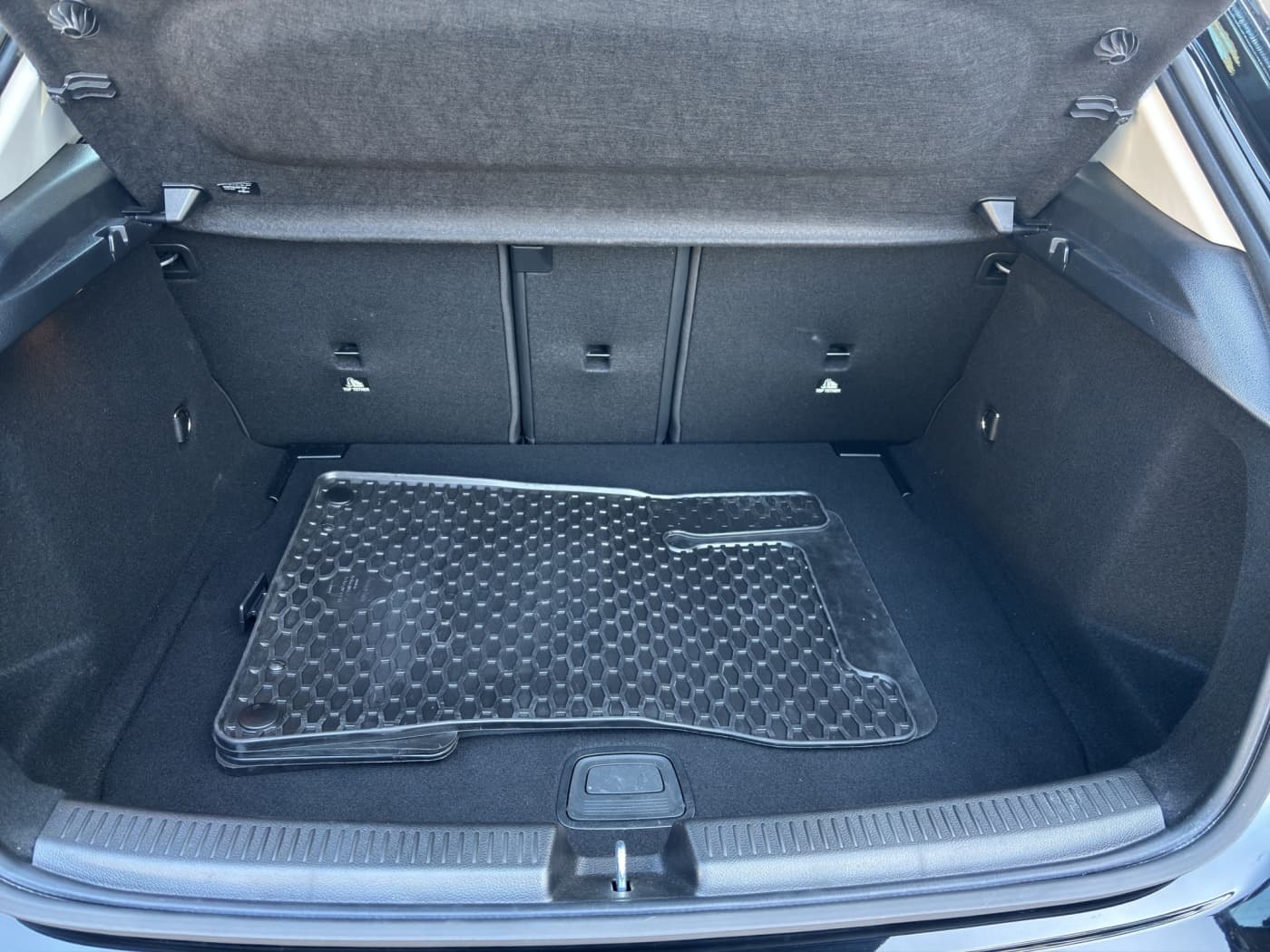 Mercedes-Benz A 180 d Bild 18