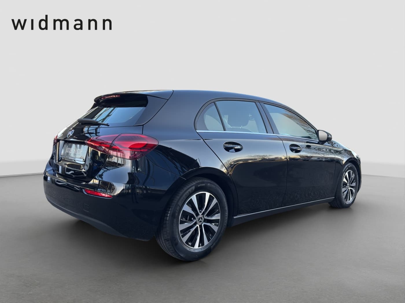 Mercedes-Benz A 180 d Bild 3