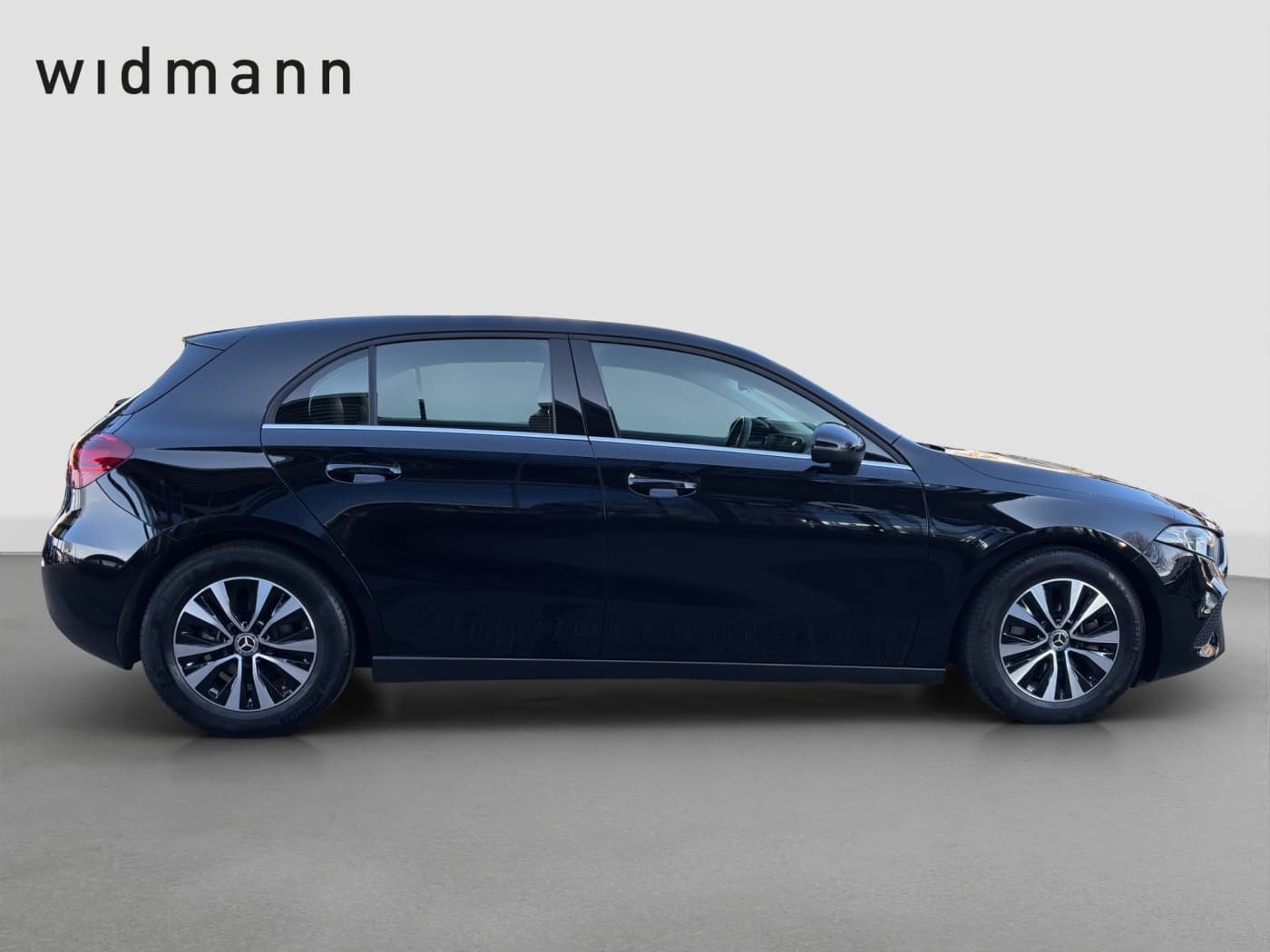 Mercedes-Benz A 180 d Bild 6