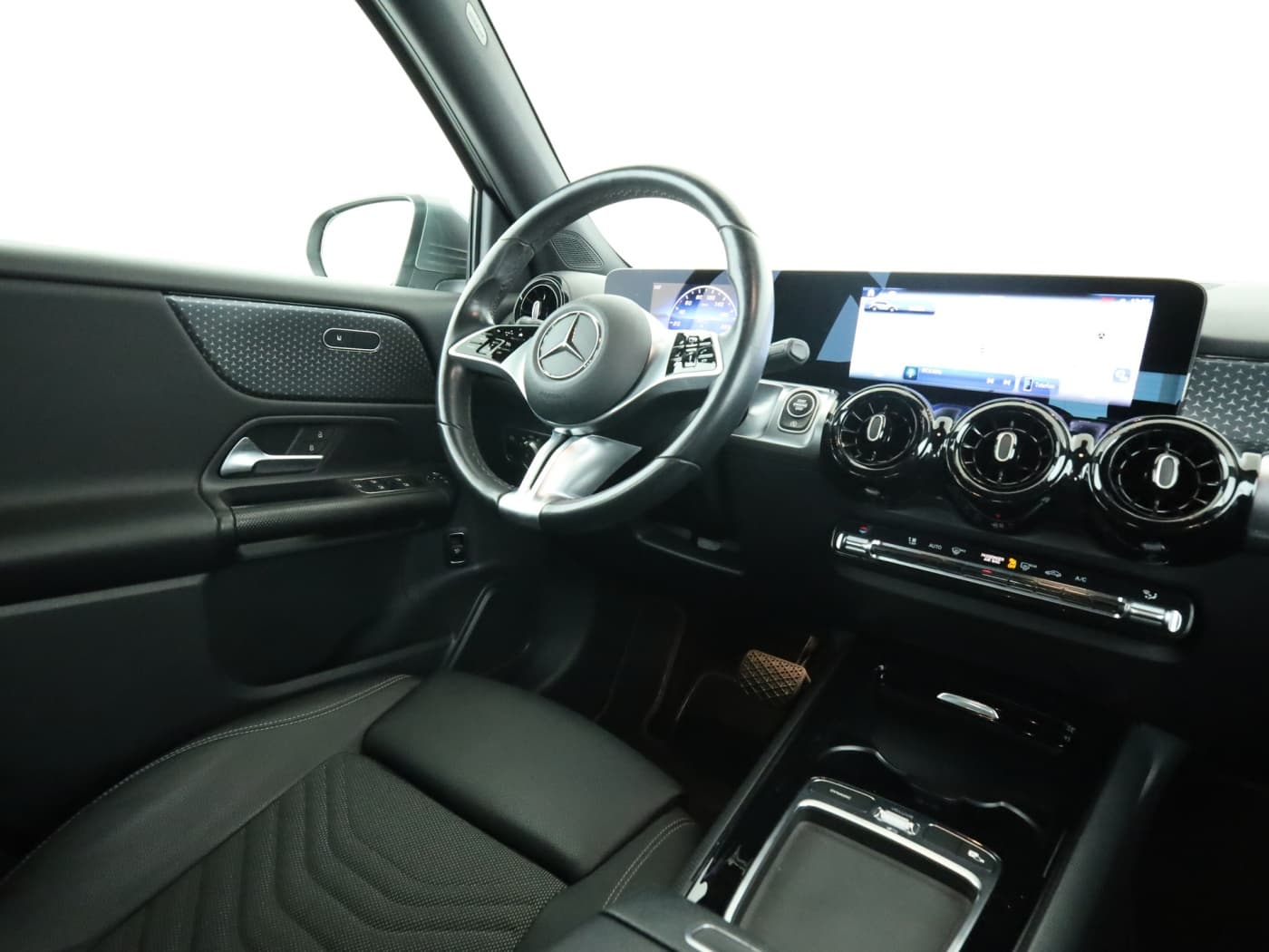 Mercedes-Benz GLB 180 d Bild 10