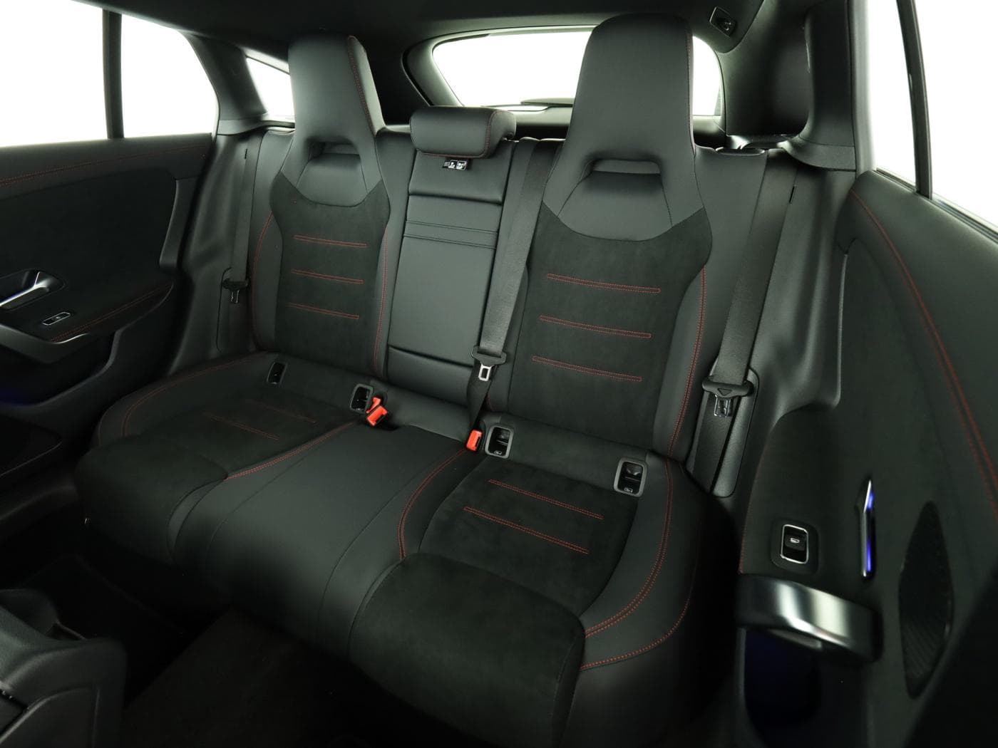 Mercedes-Benz CLA 220 d SB Bild 18