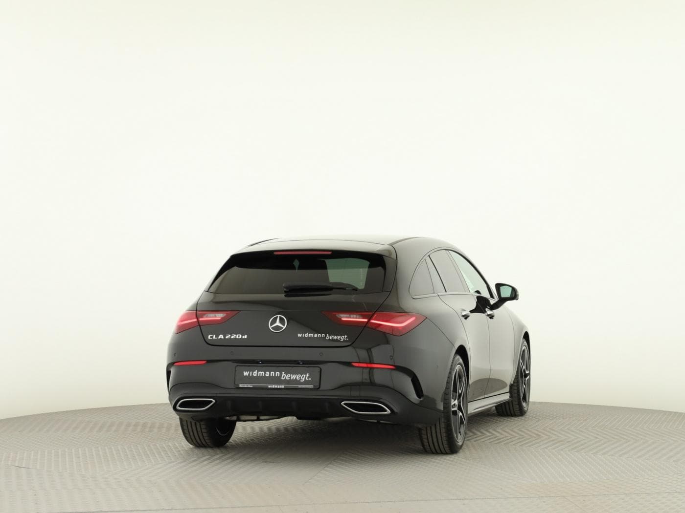 Mercedes-Benz CLA 220 d SB Bild 2