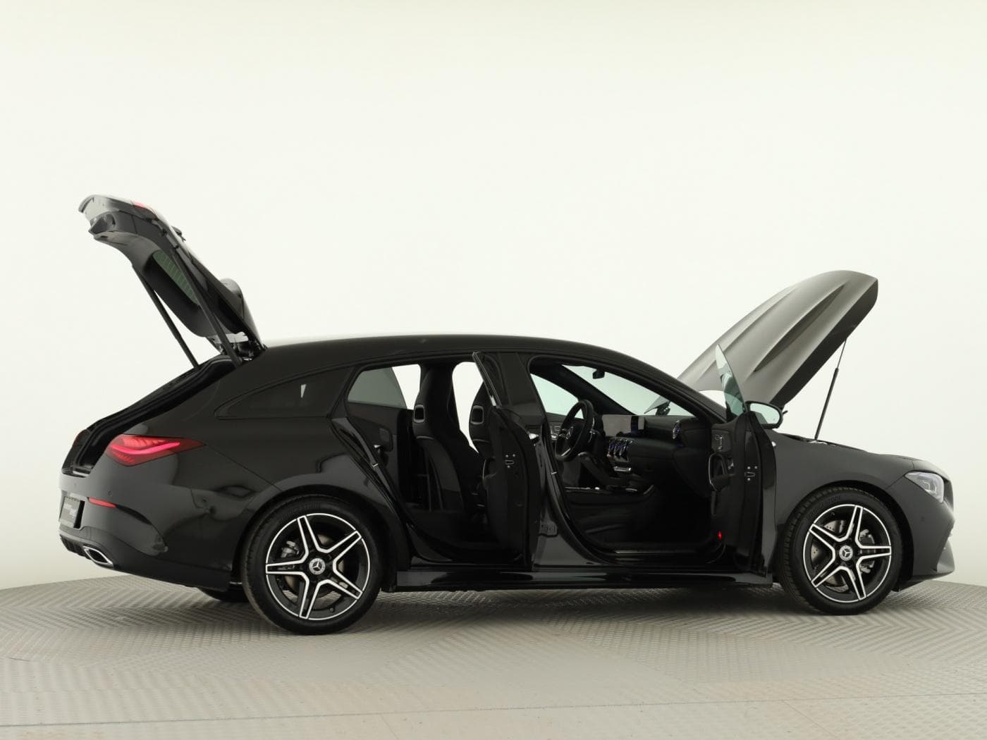 Mercedes-Benz CLA 220 d SB Bild 8