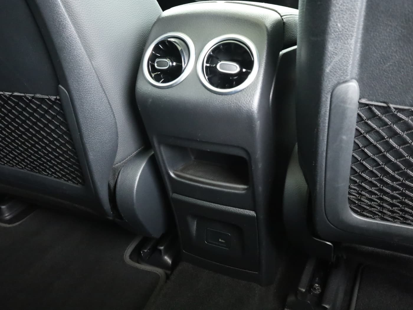 Mercedes-Benz EQA 250 Bild 24