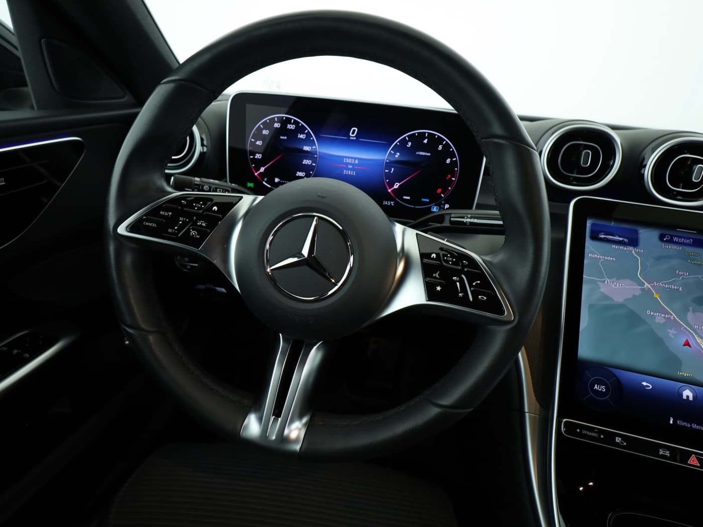 Mercedes-Benz C 180 T Bild 11