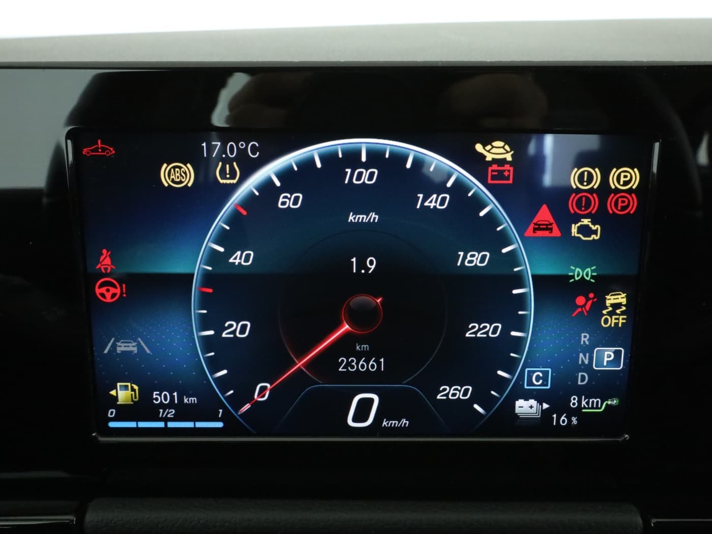 Mercedes-Benz GLA 250 e Bild 12