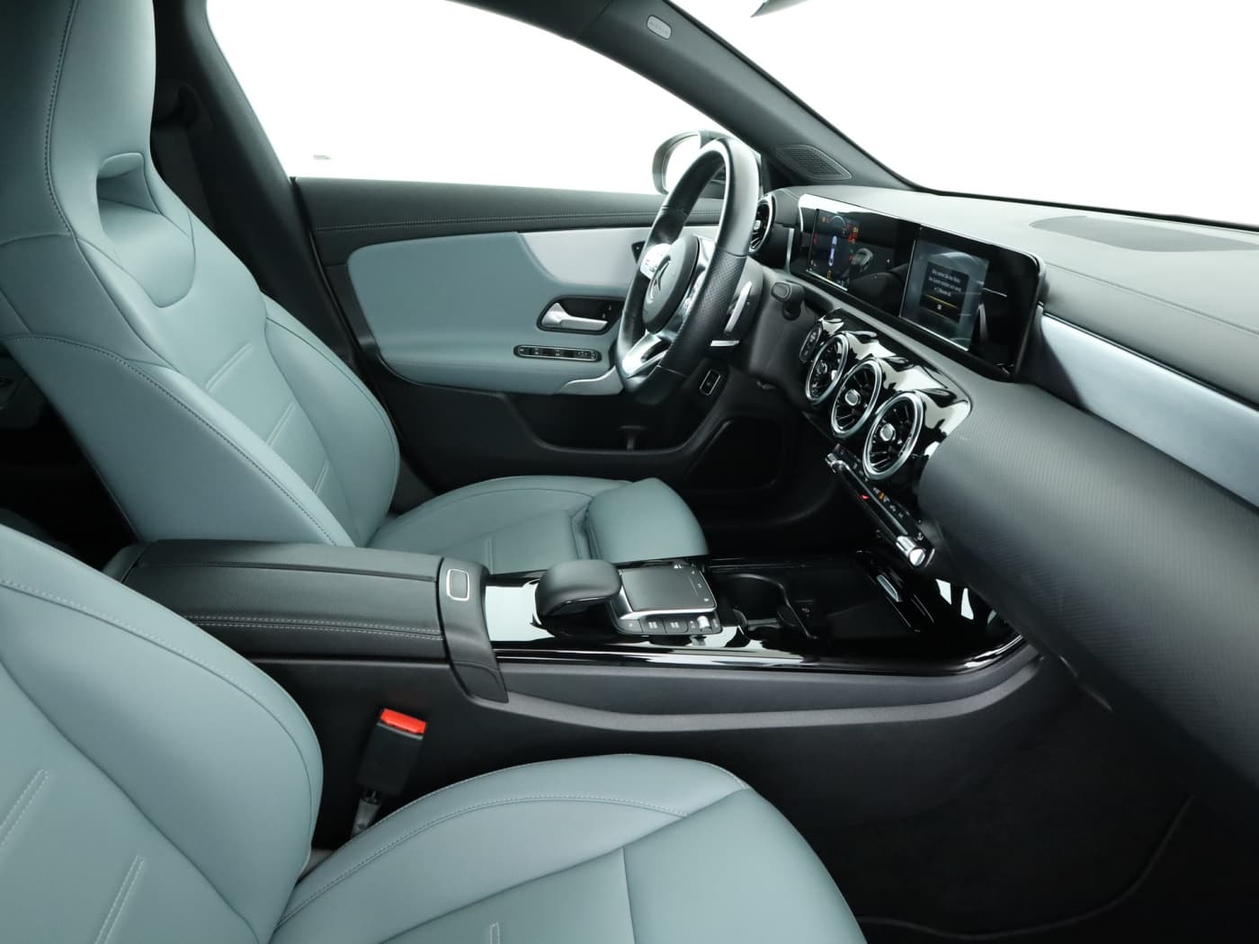 Mercedes-Benz CLA 250 Bild 17