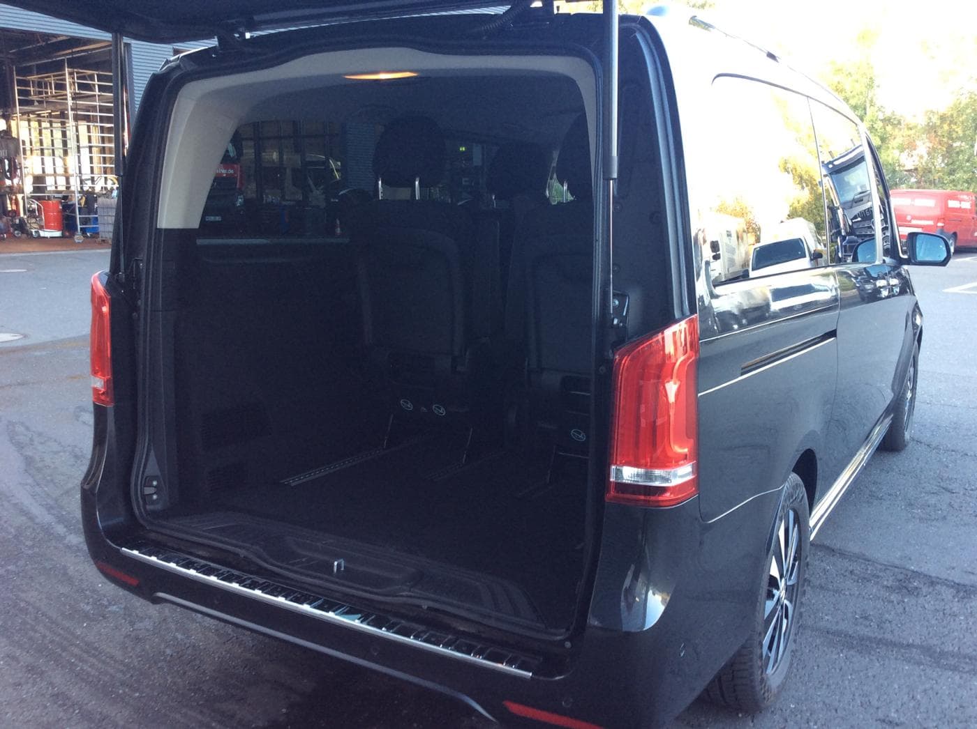 Mercedes-Benz EQV 300 L Bild 19