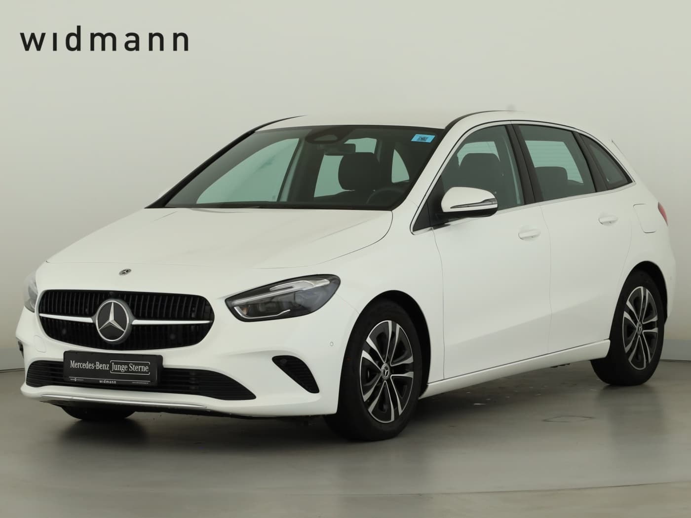 Mercedes-Benz B 180 d Bild 1
