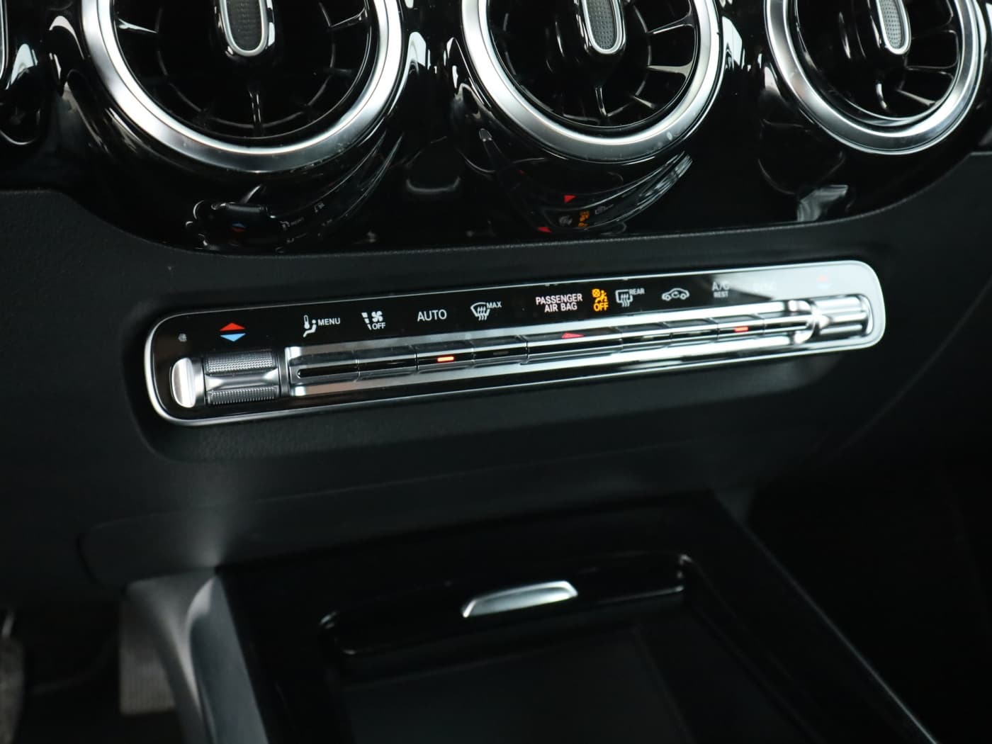 Mercedes-Benz B 180 d Bild 14