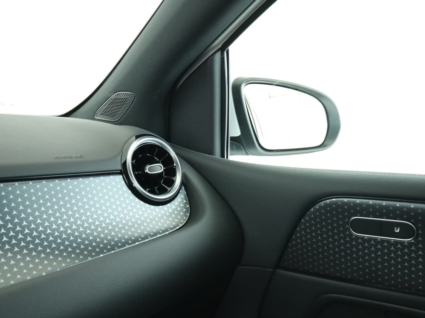 Mercedes-Benz B 180 d Bild 16