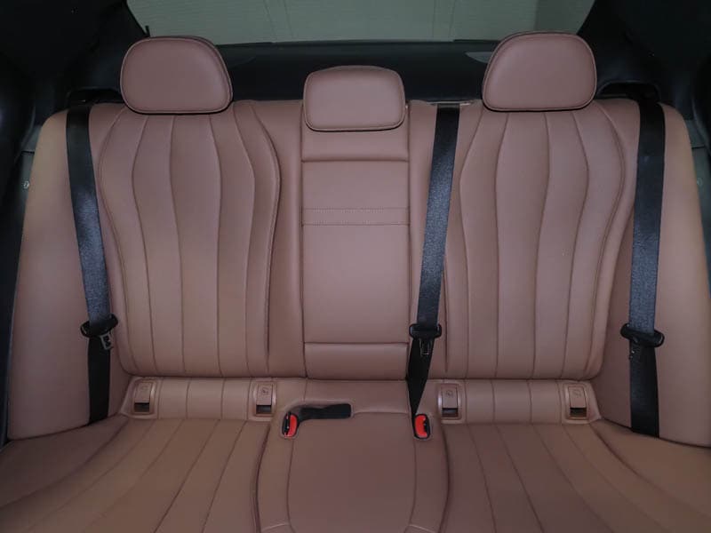 Mercedes-Benz E 220 d Bild 9