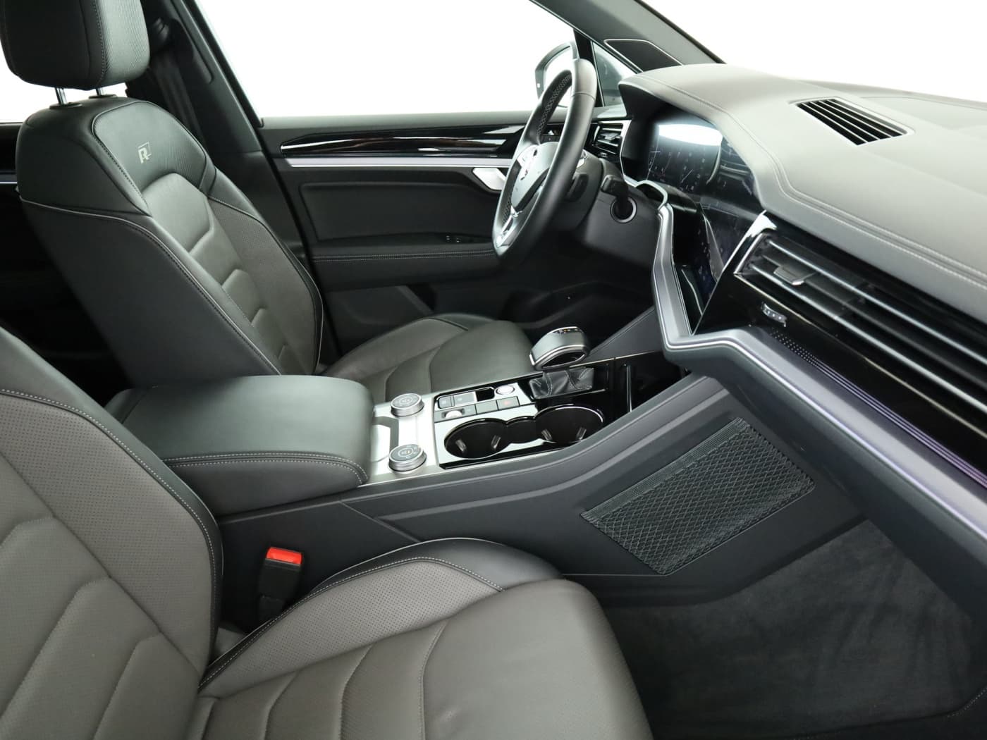 Volkswagen Touareg 4.0 V8 TDI Bild 17