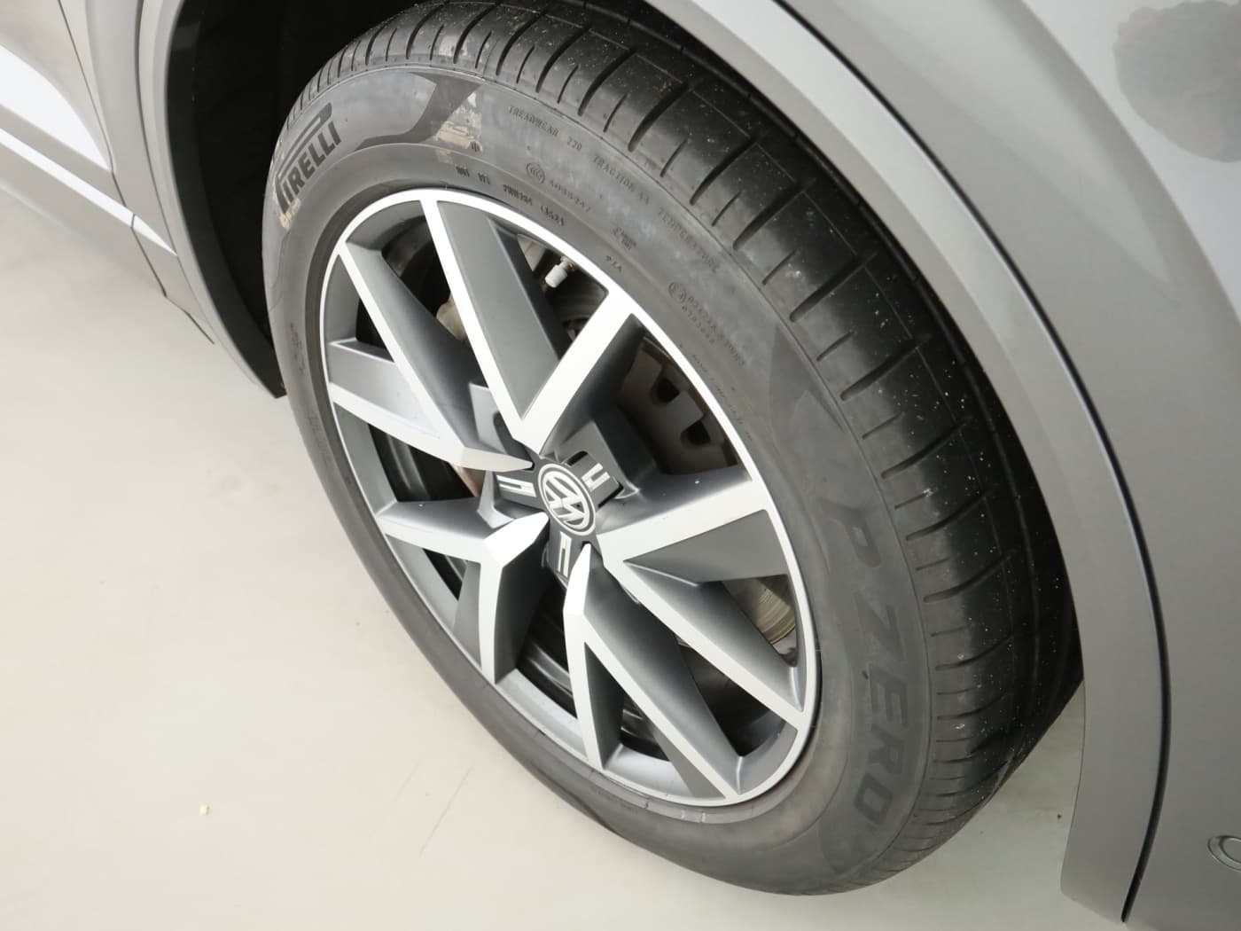 Volkswagen Touareg 4.0 V8 TDI Bild 22