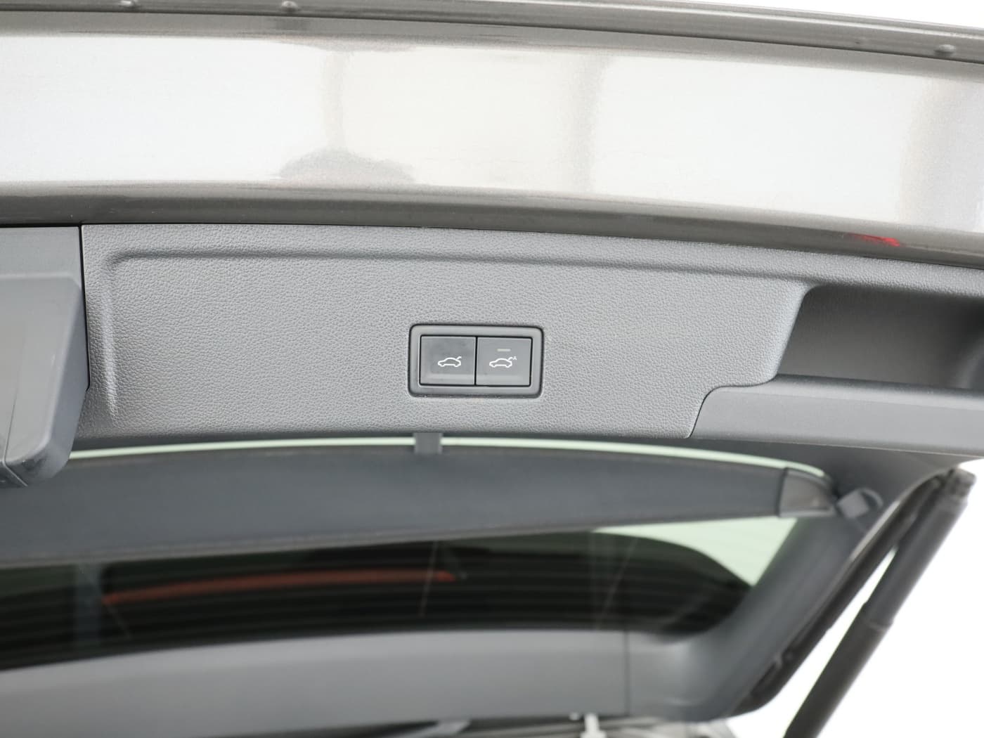 Volkswagen Touareg 4.0 V8 TDI Bild 26