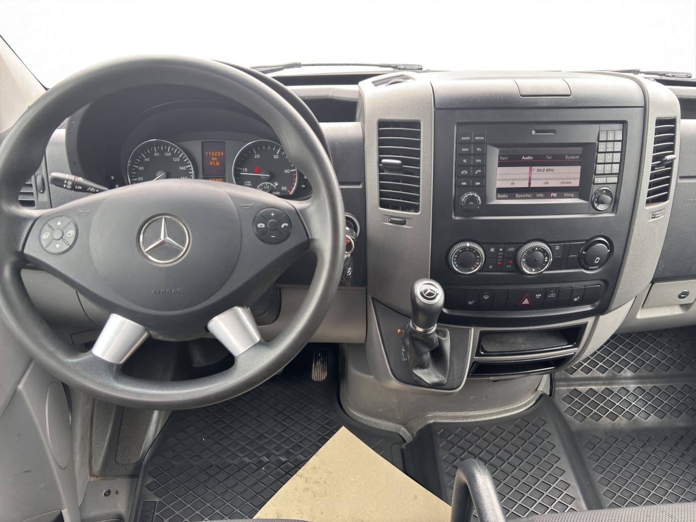 Mercedes-Benz Sprinter 316 Doka Pritsche Bild 9