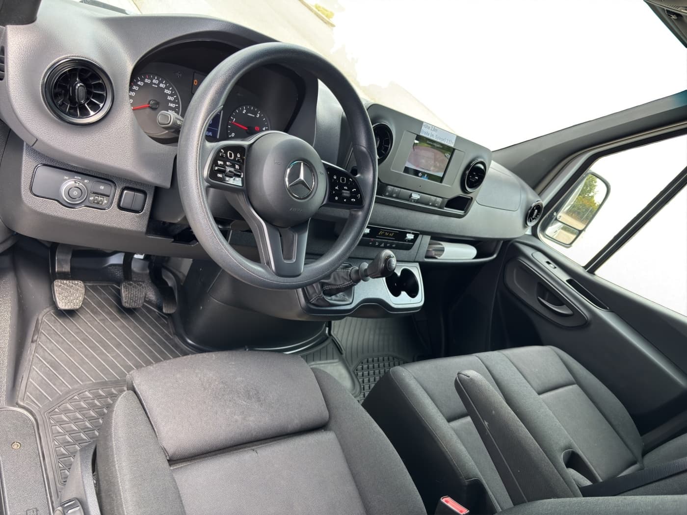 Mercedes-Benz Sprinter 317 CDI Kasten Bild 9