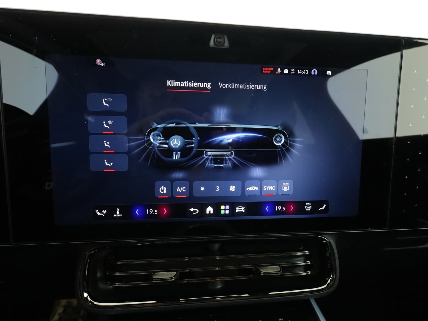 Mercedes-Benz CLA 250+ mit EQ Technologie Bild 14