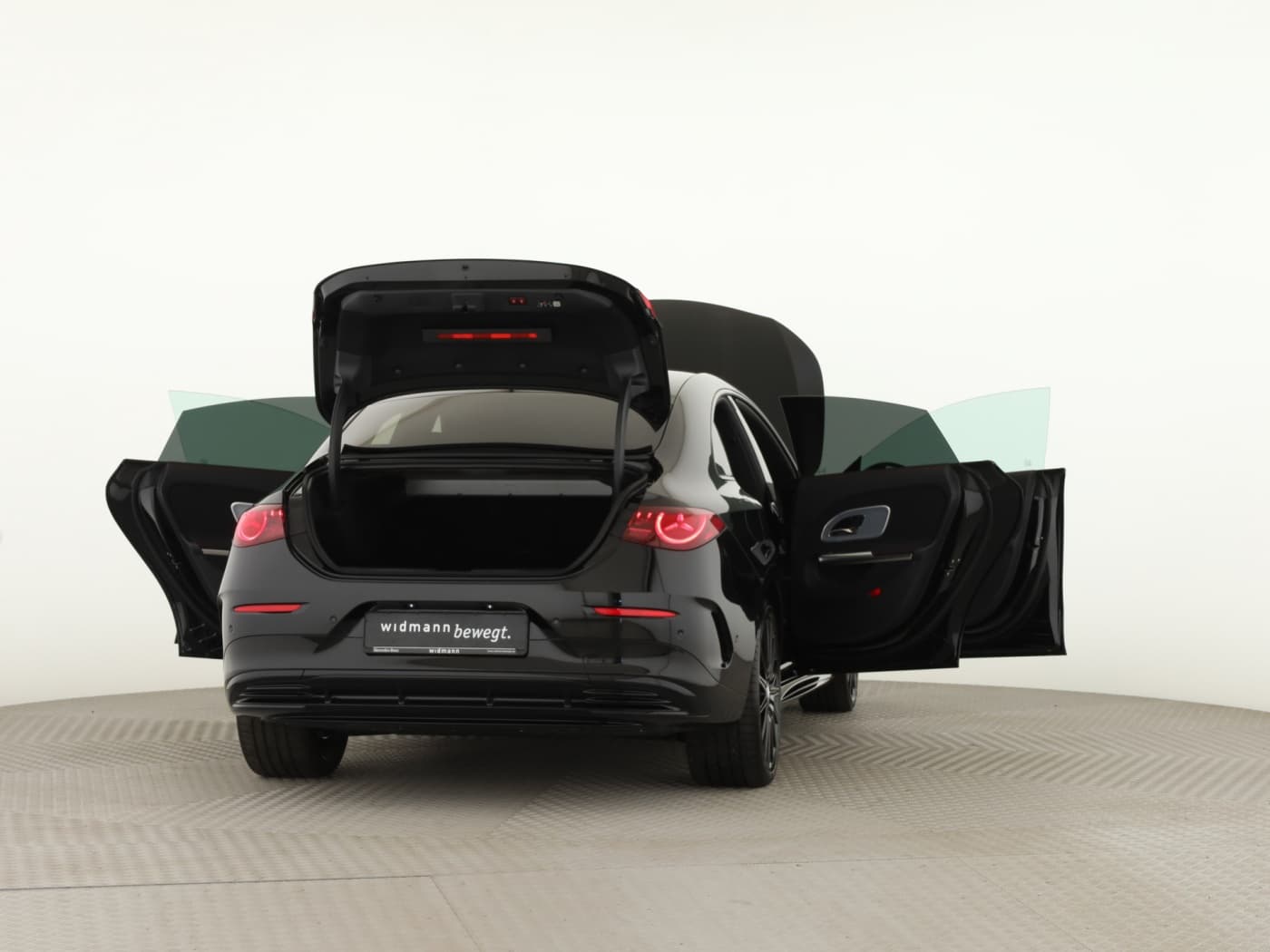 Mercedes-Benz CLA 250+ mit EQ Technologie Bild 9