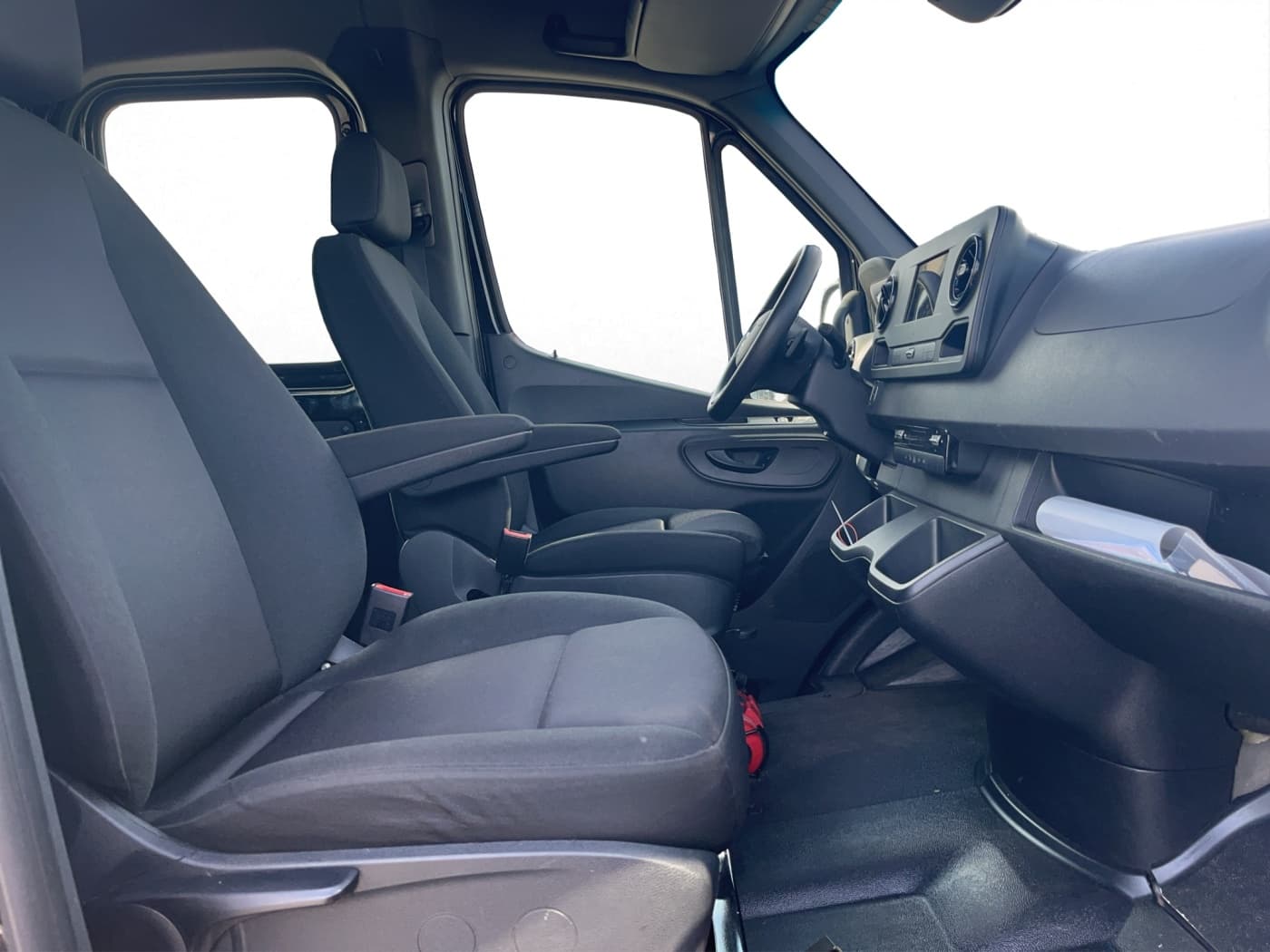 Mercedes-Benz Sprinter 319 CDI DOKA Pritsche Plane Bild 13