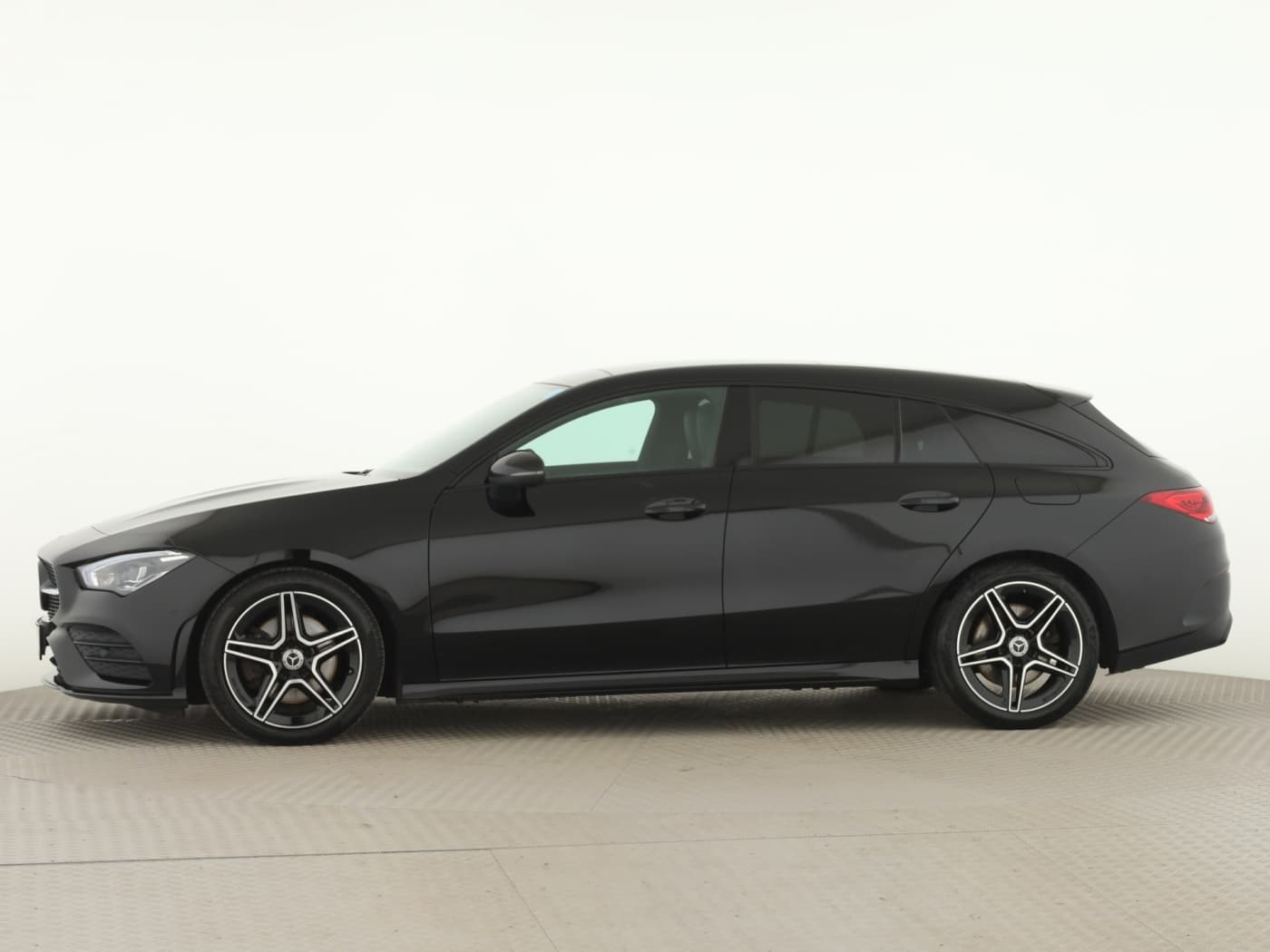 Mercedes-Benz CLA 250 4M SB Bild 7