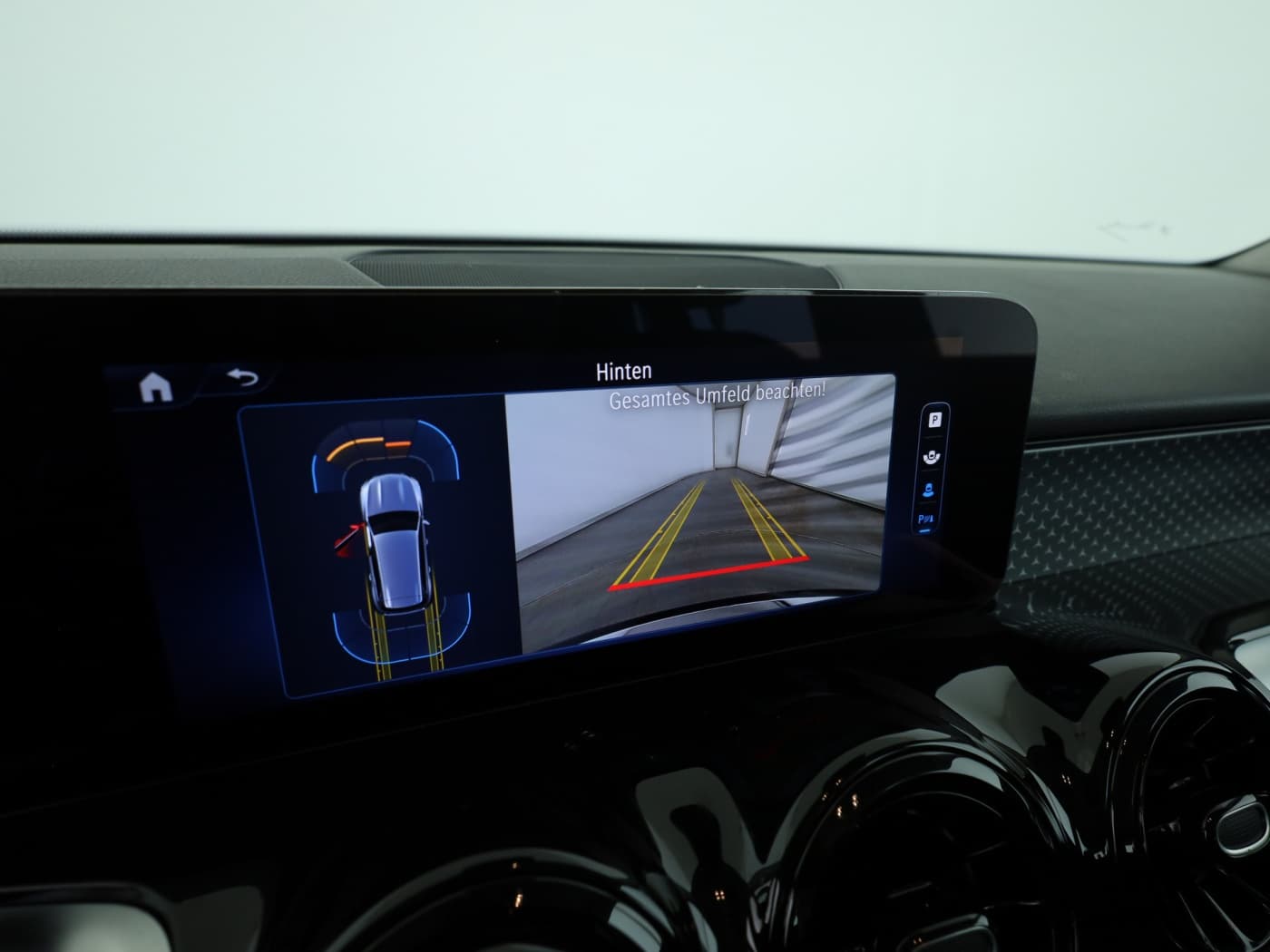 Mercedes-Benz GLB 180 d Bild 25