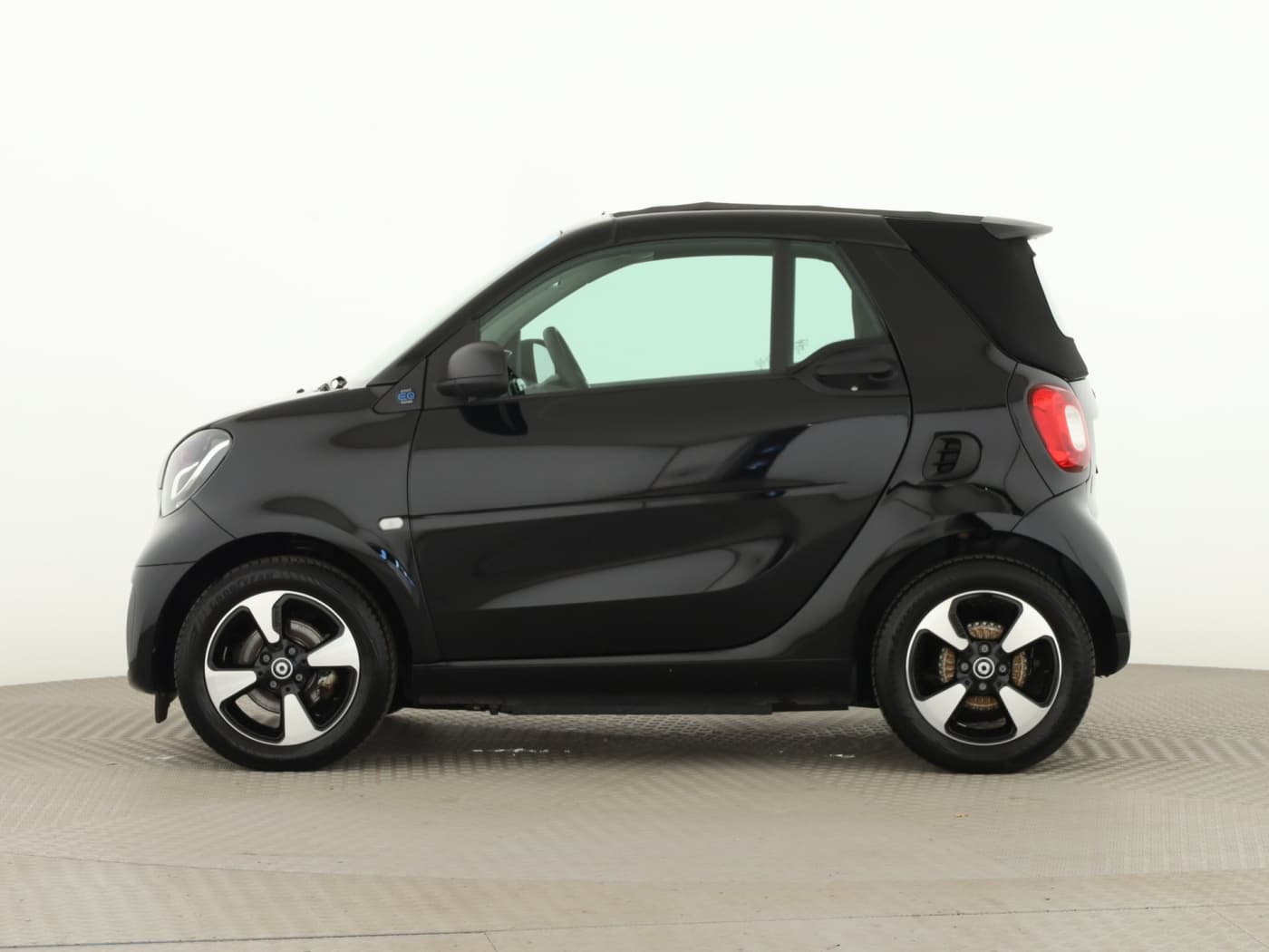 Smart fortwo EQ cabrio Bild 7