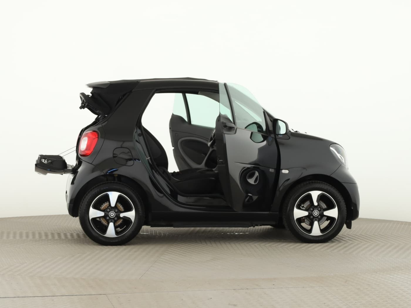 Smart fortwo EQ cabrio Bild 8
