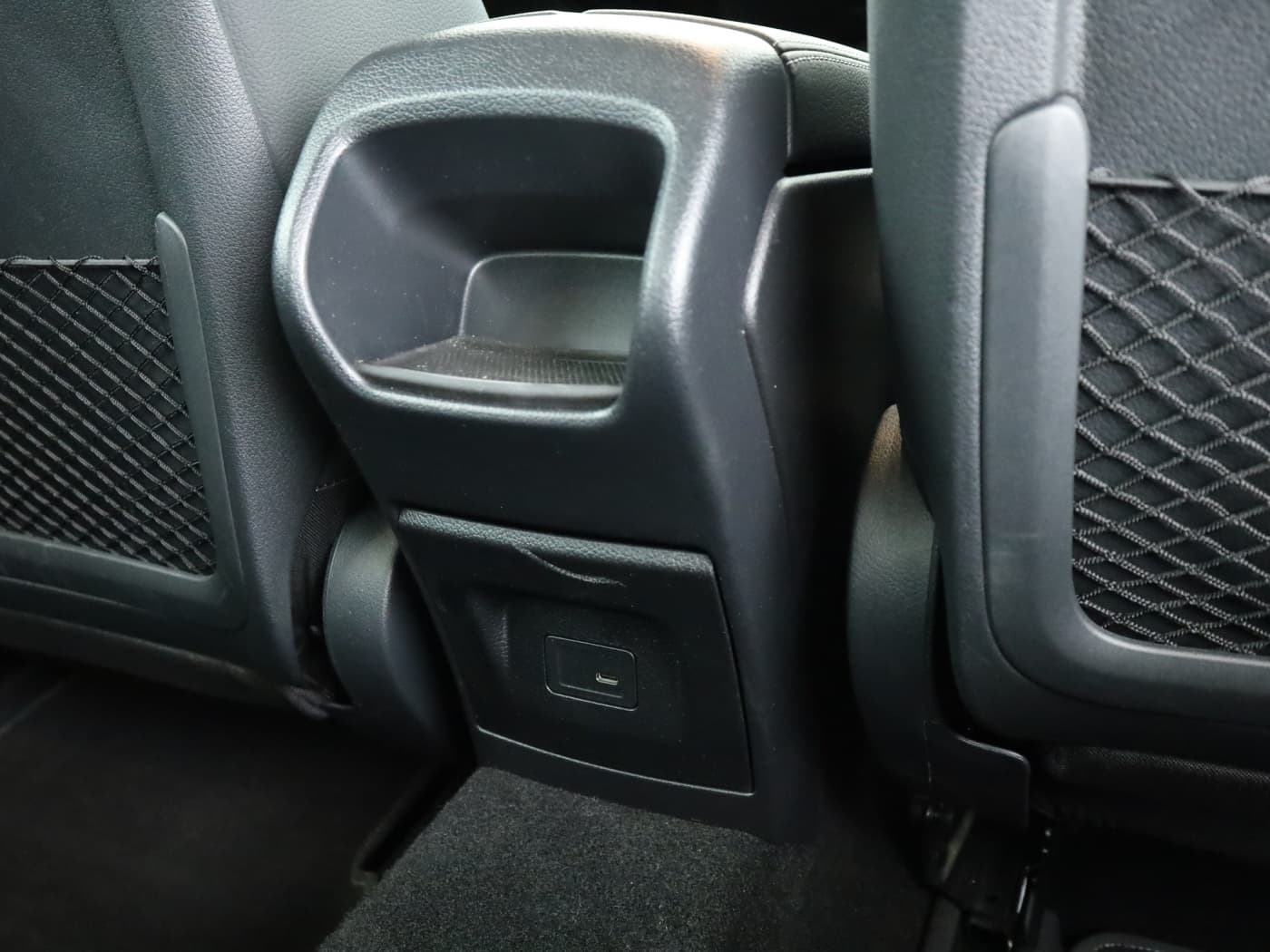 Mercedes-Benz CLA 200 4M Bild 23