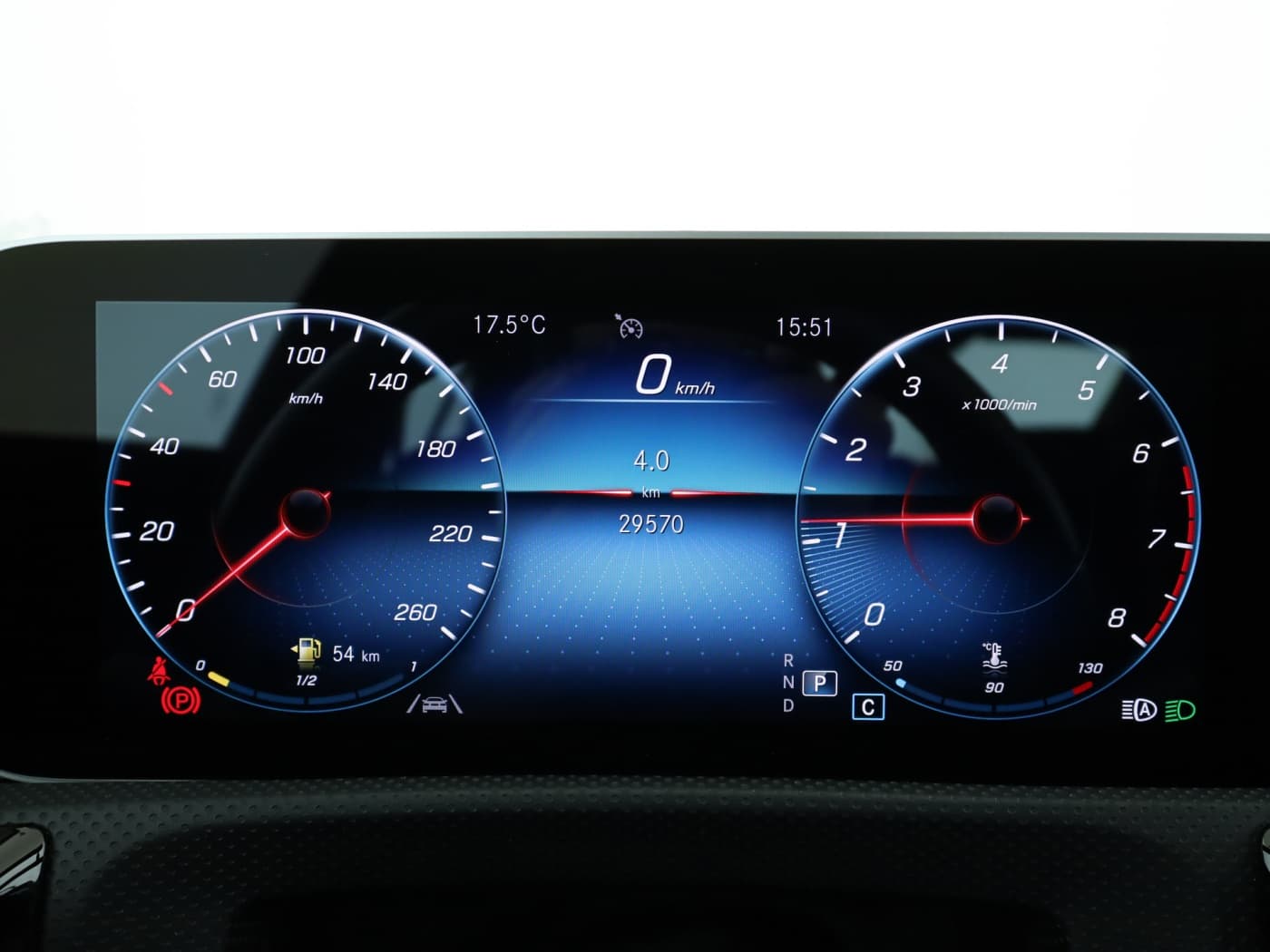 Mercedes-Benz CLA 200 Bild 12