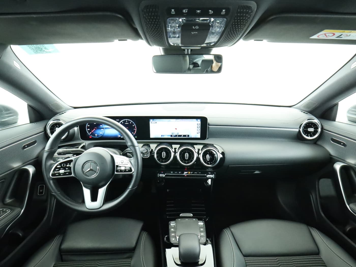 Mercedes-Benz CLA 200 Bild 19