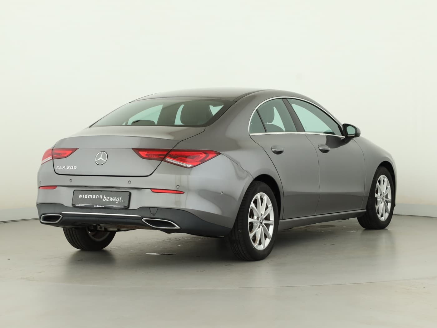 Mercedes-Benz CLA 200 Bild 2