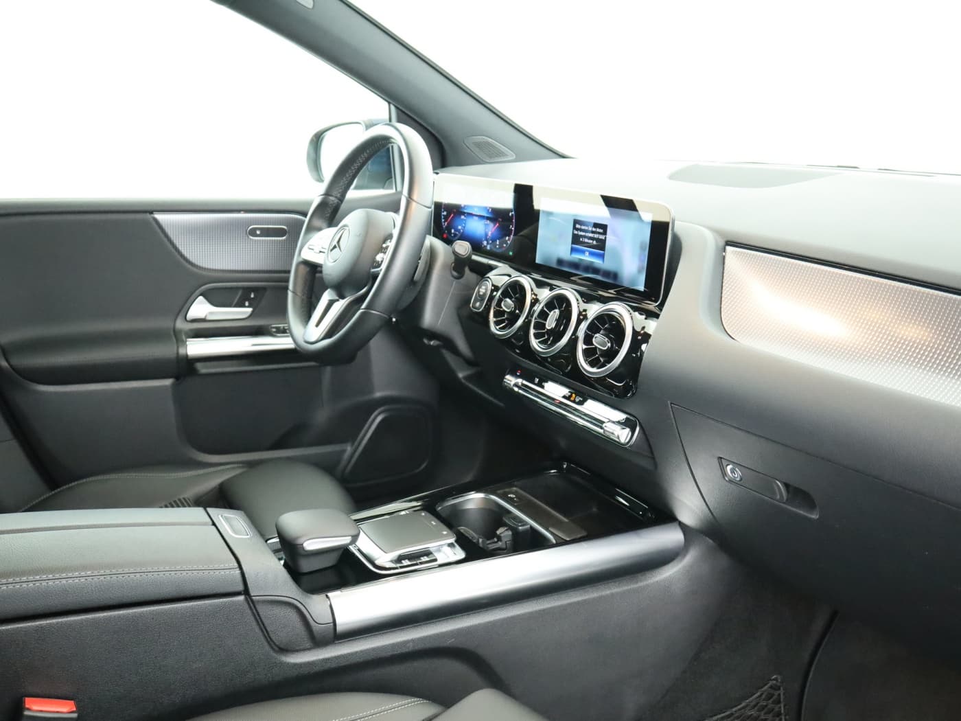 Mercedes-Benz B 220 4M Bild 17